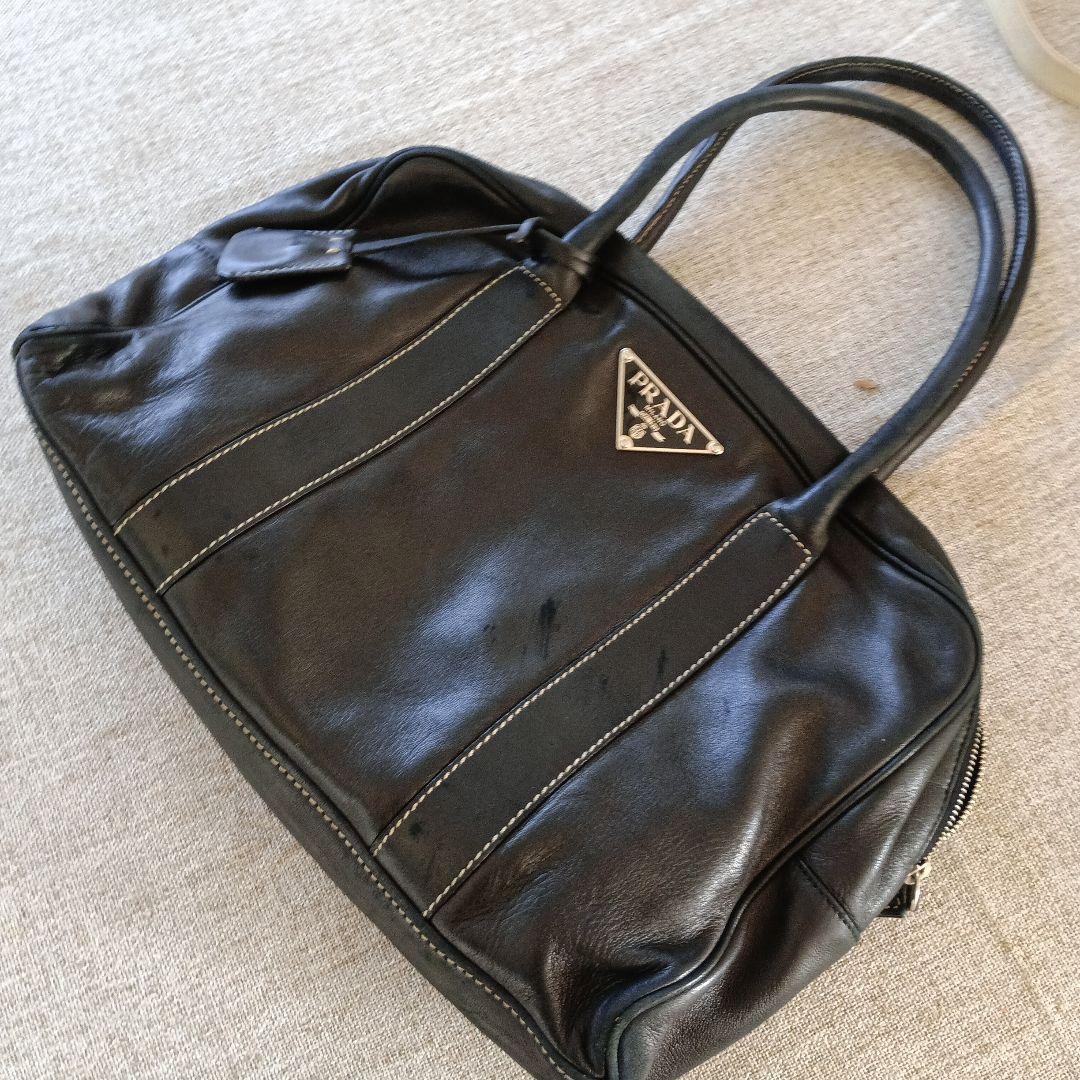 PRADA ブラックレザー バッグ