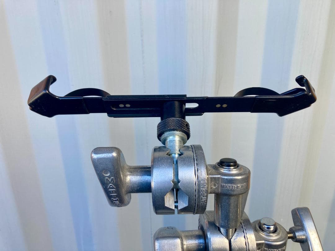 マシューズ Matthews Universal Tablet Mount