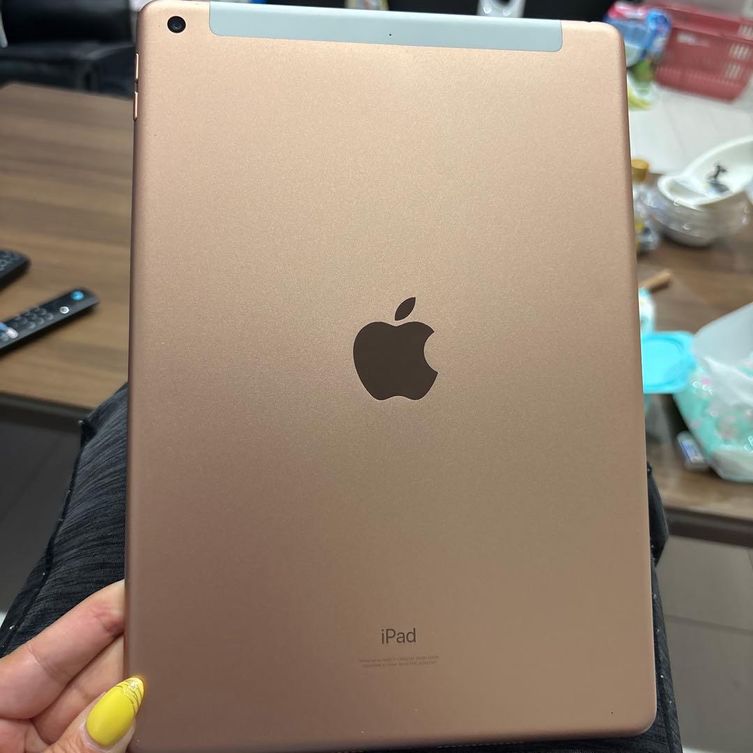 iPad8世代 32GB