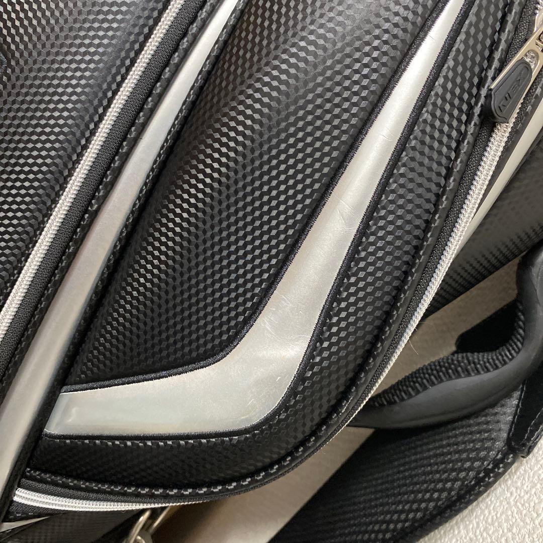 (美品) NEX ゴルフバッグ 合成皮革 黒/銀 中古