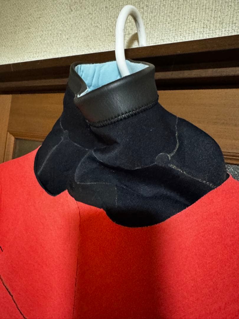 CYBER セミドライスーツ 黒/青