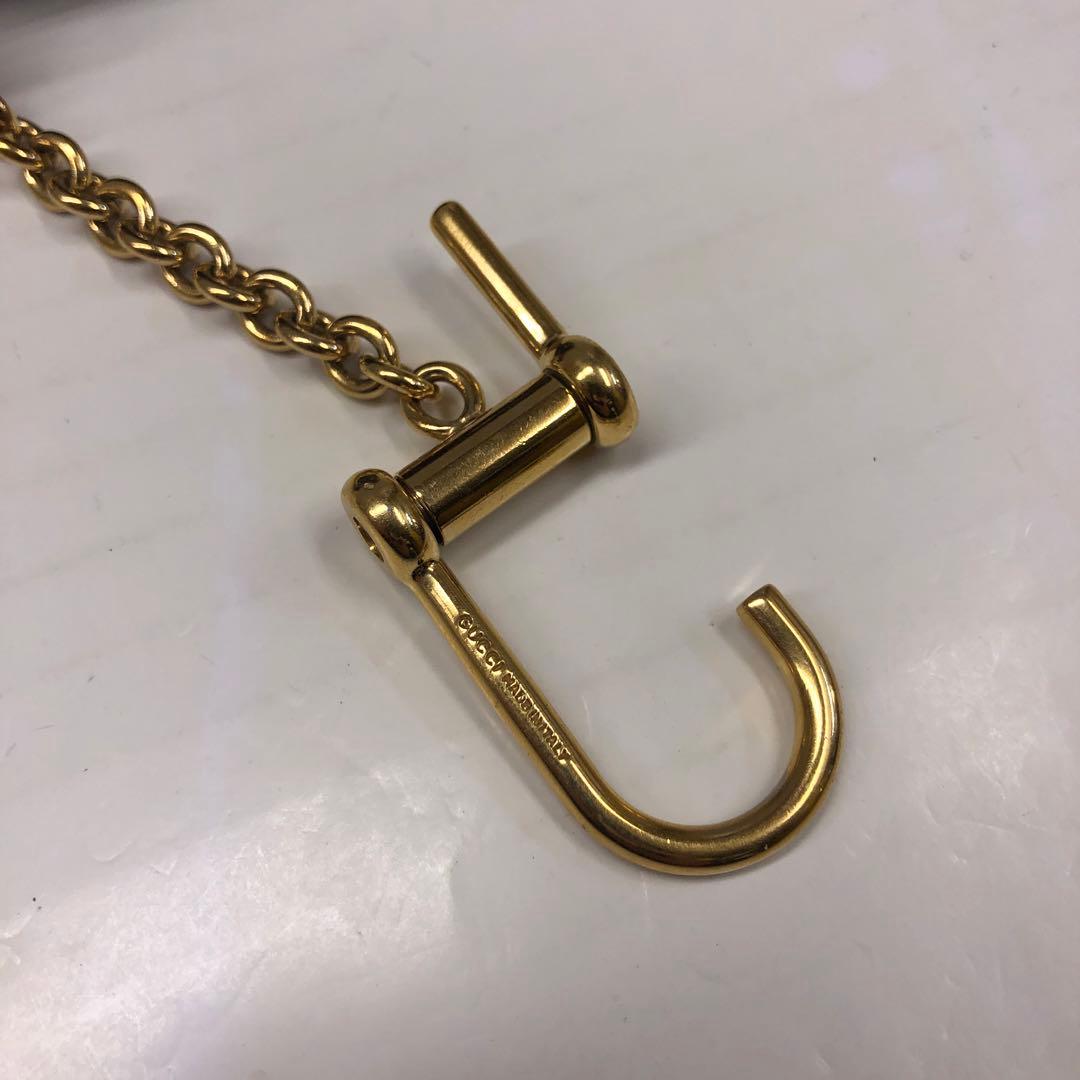 DBA01-20 グッチ ラウンドファスナー AirPods Pro ケース