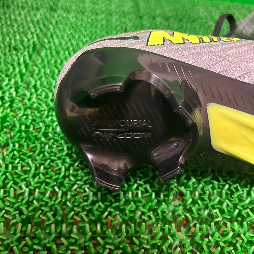 ナイキ サッカースパイク ズーム マーキュリアルヴェイパー15エリートXXVFG