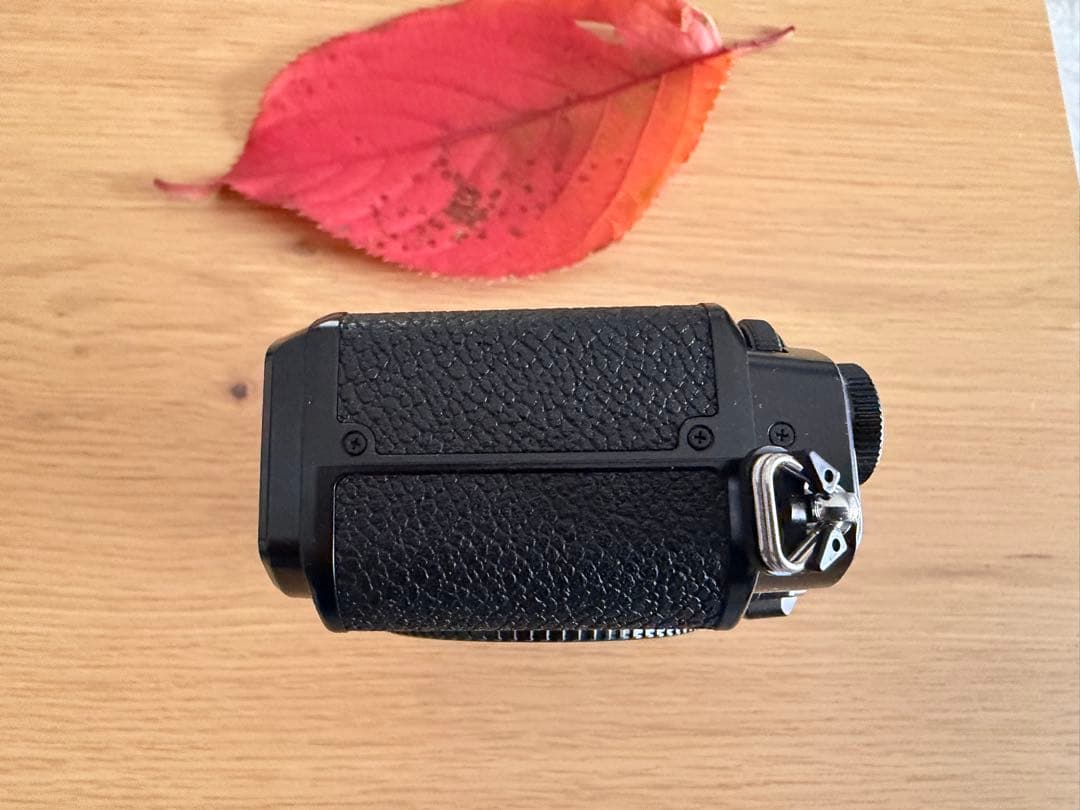 【極美品】Nikon Zf + 単焦点レンズ2本セット