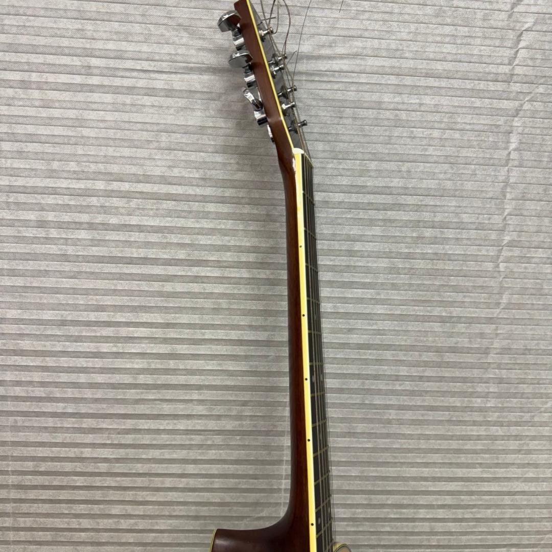 ☆☆Morris　アコースティックギター　W-30　ハードケース付き　モーリス