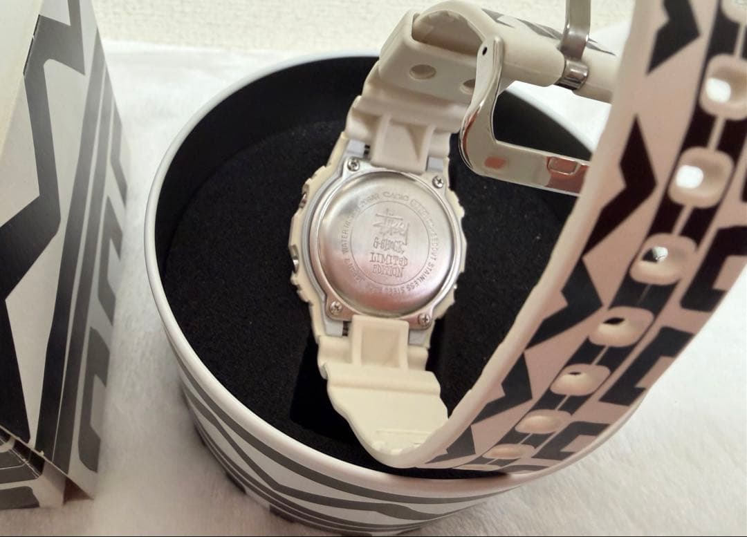 【STUSSY 35th限定】G-SHOCK DW-5600VT 本日限定割引