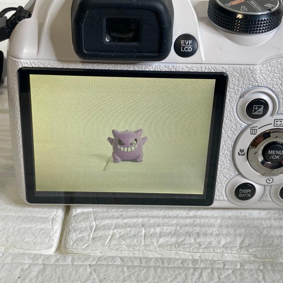 FUJIFLIM Finepix S4500 デジカメ 白 コンデジ 動作品