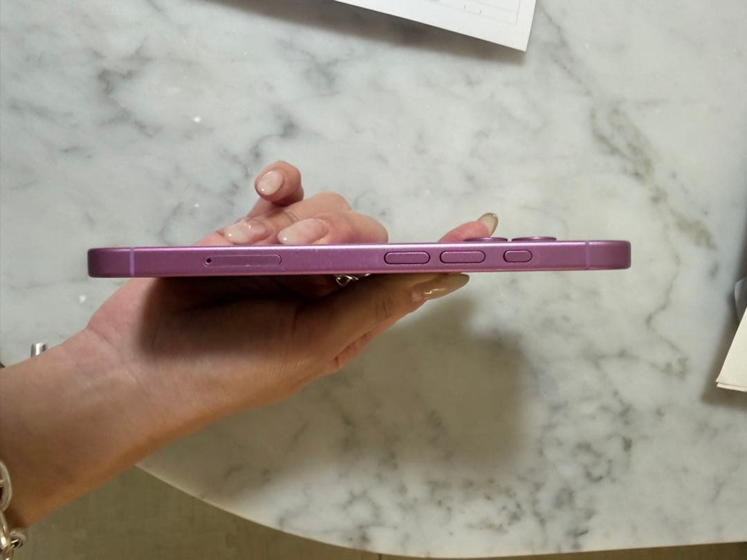 iphone 16 128GB ピンク　simフリー