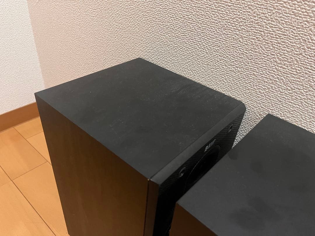 B&W スピーカー DM601