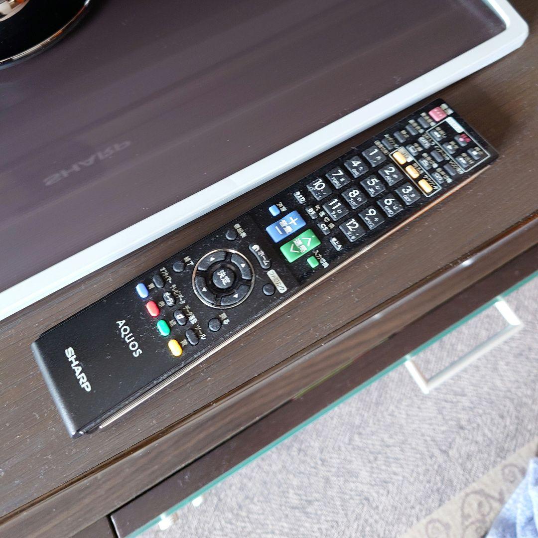 【美品】SHARP 液晶テレビ クアトロン 　LC-60LV3　3Dメガネ付