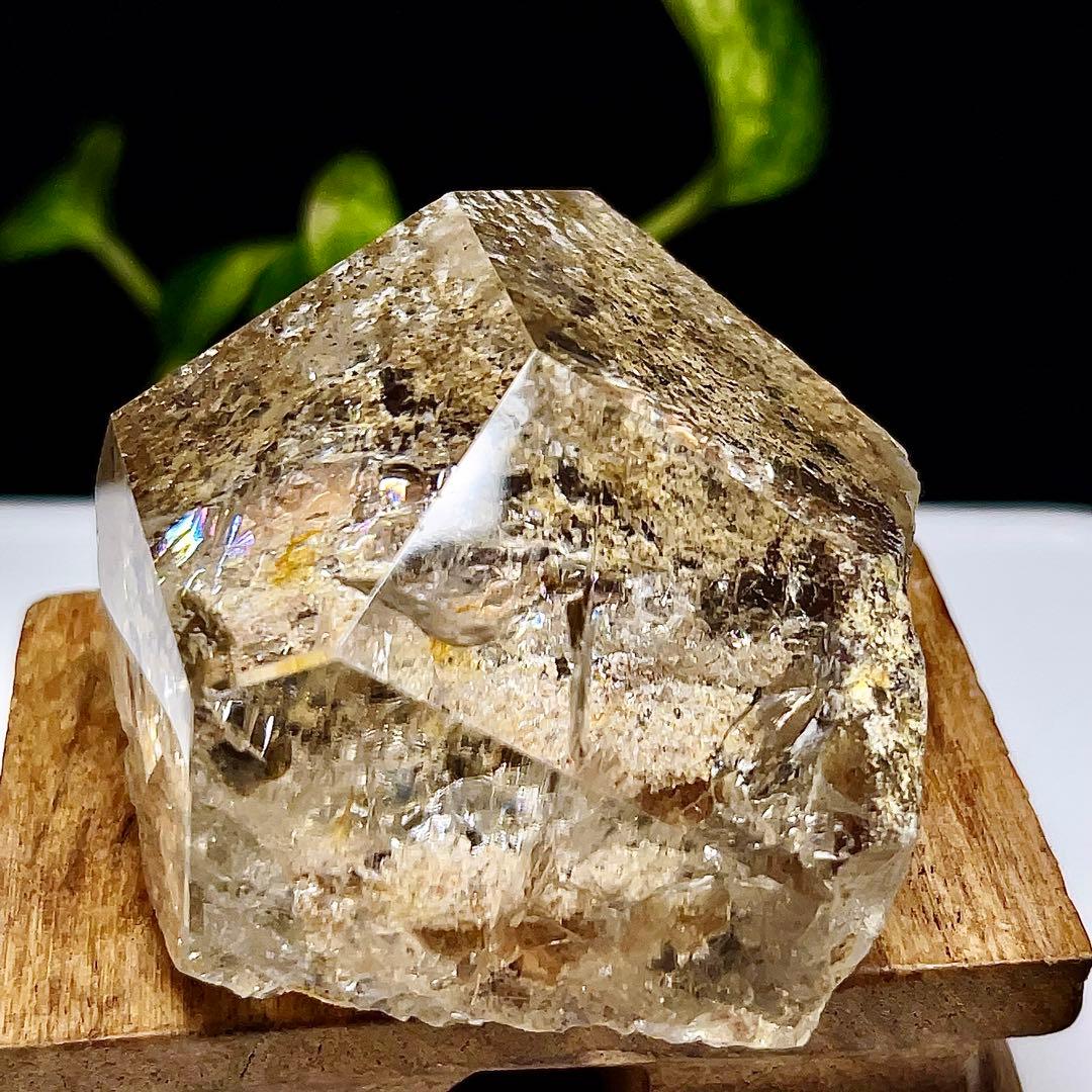 ガーデンクォーツ　庭園水晶　原石　水晶　フリーフォーム　天然石　置物【超高品質】