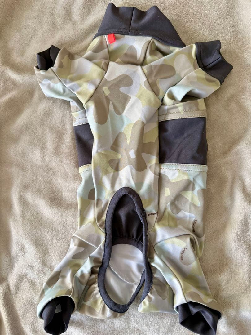 ALPHA CON 迷彩犬服 Sサイズ