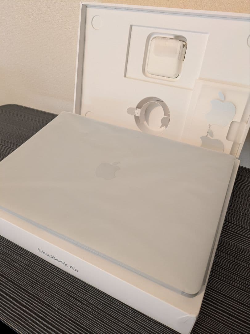 MacBook本体 M1 MacBook Air 8GB/256GB