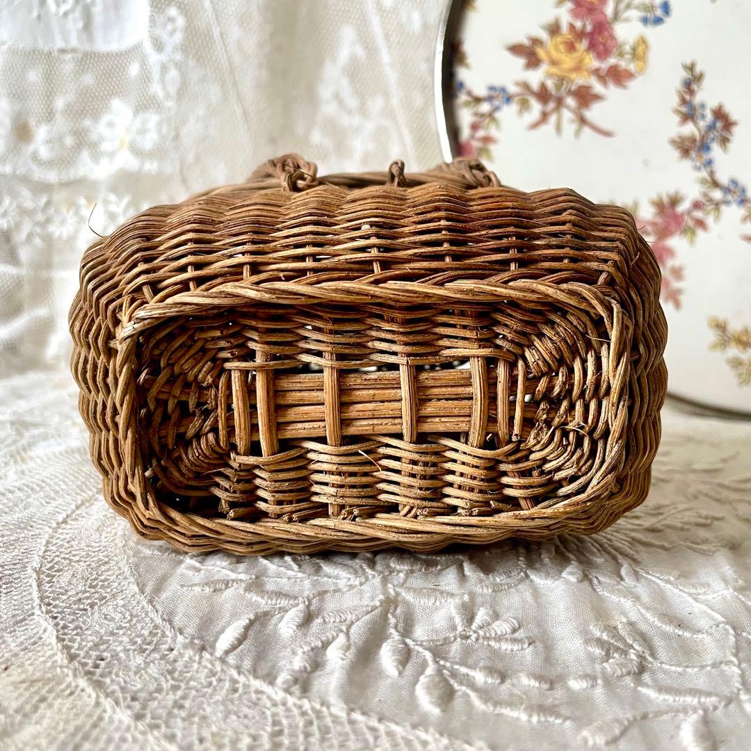 【訳あり】ドールパニエ　フランスアンティーク 人形用 ミニ プチ カゴ 籠 かご