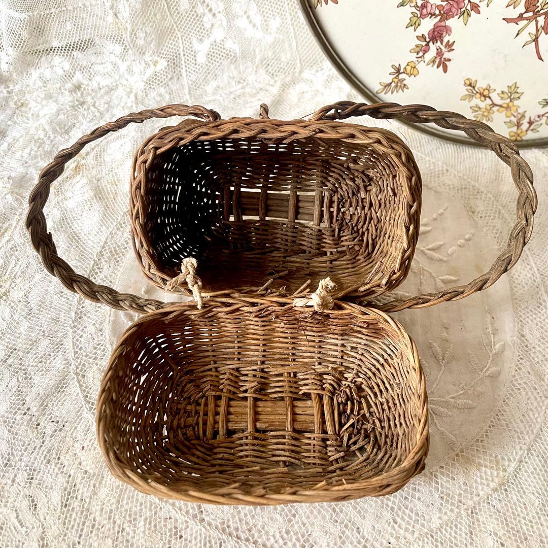 【訳あり】ドールパニエ　フランスアンティーク 人形用 ミニ プチ カゴ 籠 かご