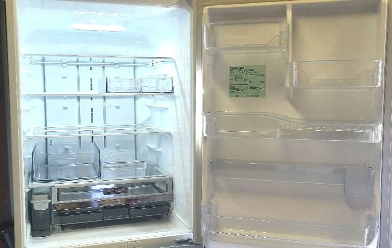 美品 TOSHIBA 大型冷蔵庫 GR-R470GW(UW) 465L 2019