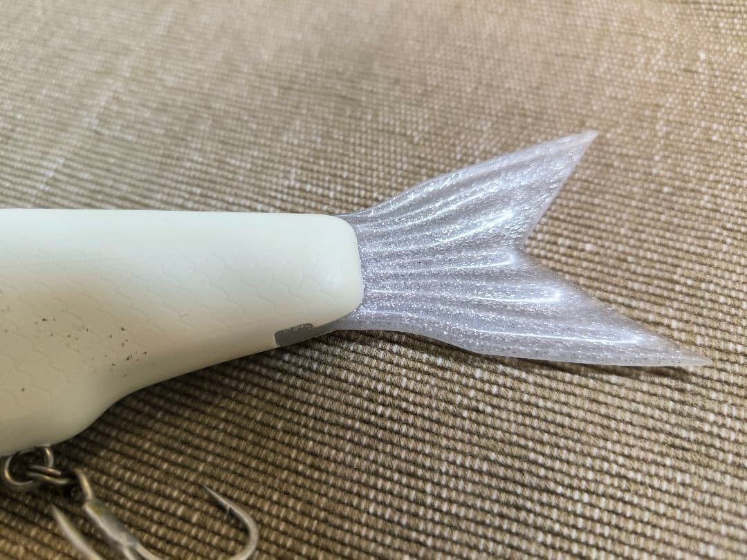 トリプルデラックスSWモデル（マットバニラ）中古美品