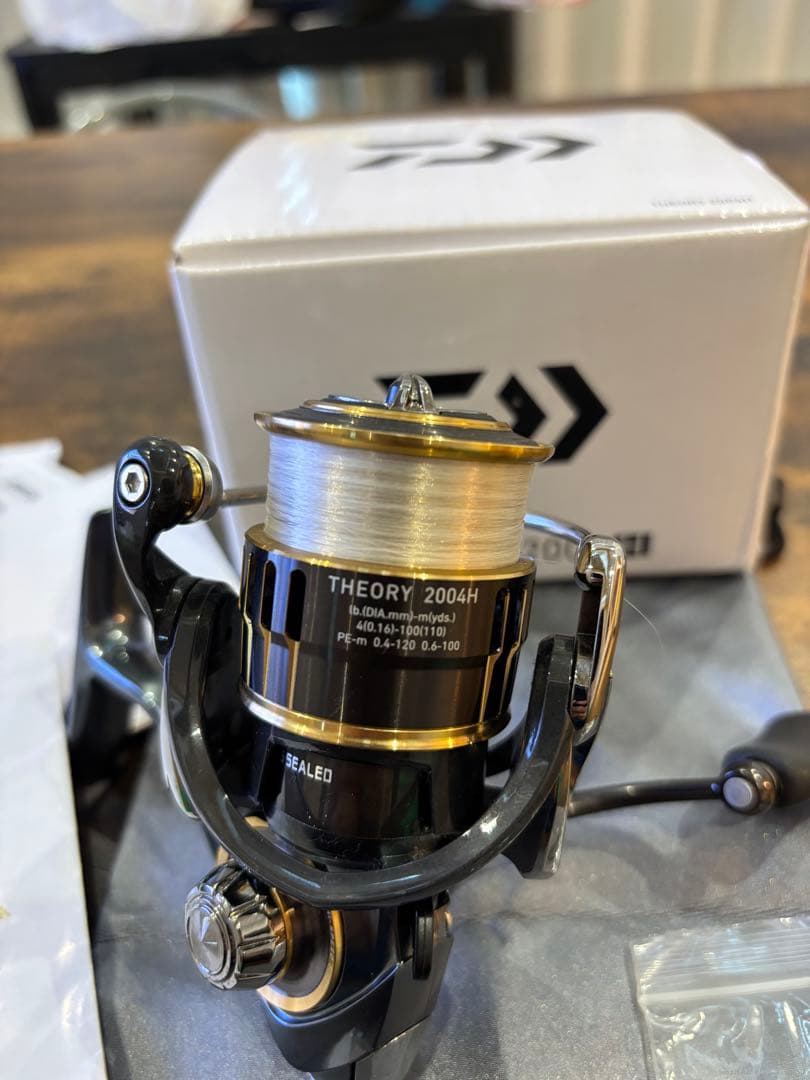 DAIWA THEORY 2004H スピニングリール