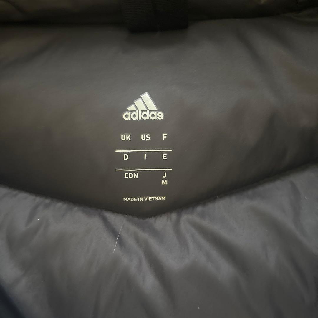 adidas フード付きダウンコート Mサイズ 黒