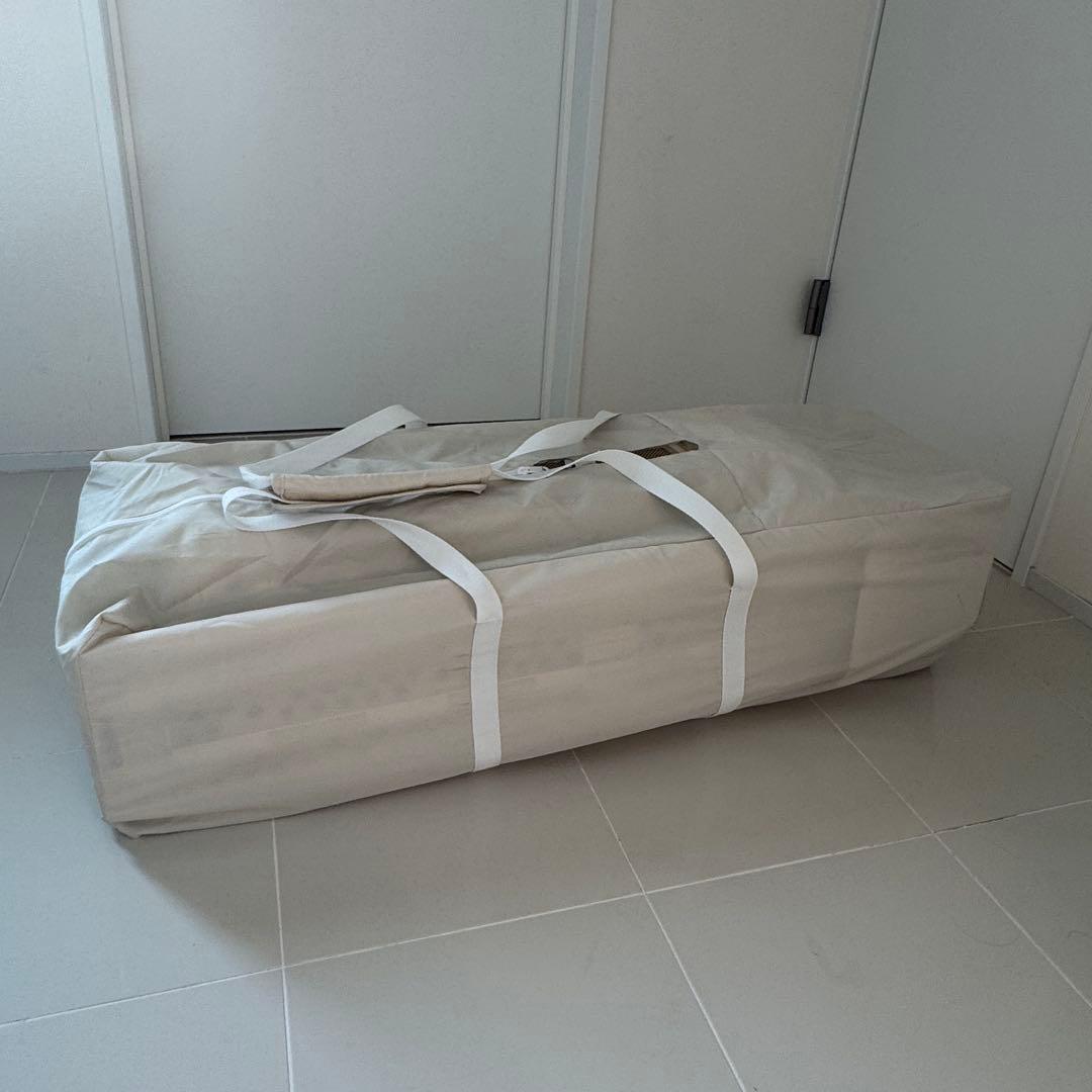 【美品】アップリカ ココネルエアー プラス ベビーベッド