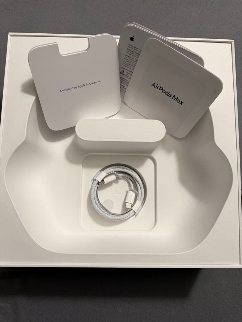 AirPods Max 本体 第二世代　スターライト