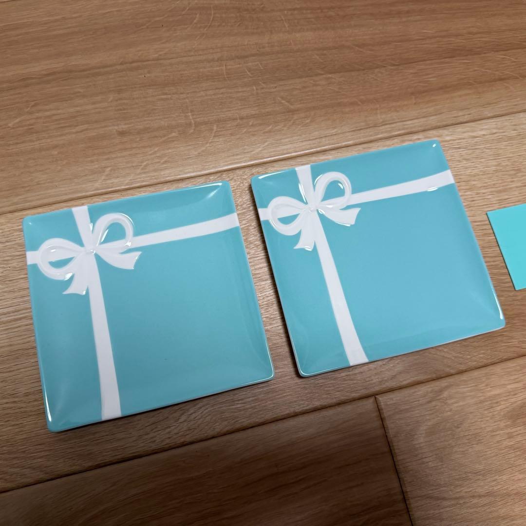 ティファニー　ブルーボックス　スクエア　デザートプレートセット