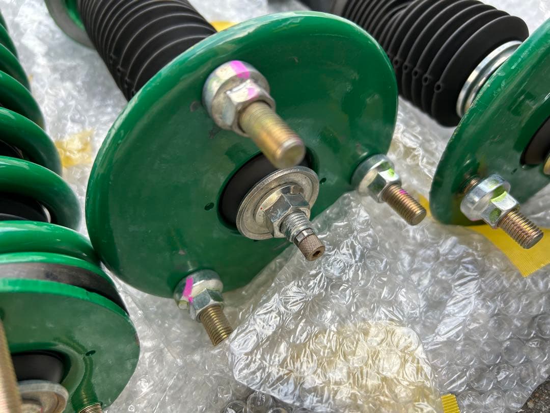 定価21万3000円　21クラウン　車高調　TEIN RX1 LEXUSにも適合