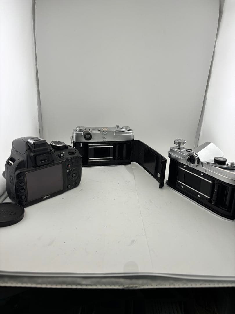 フィルムカメラとデジタル一眼レフセット