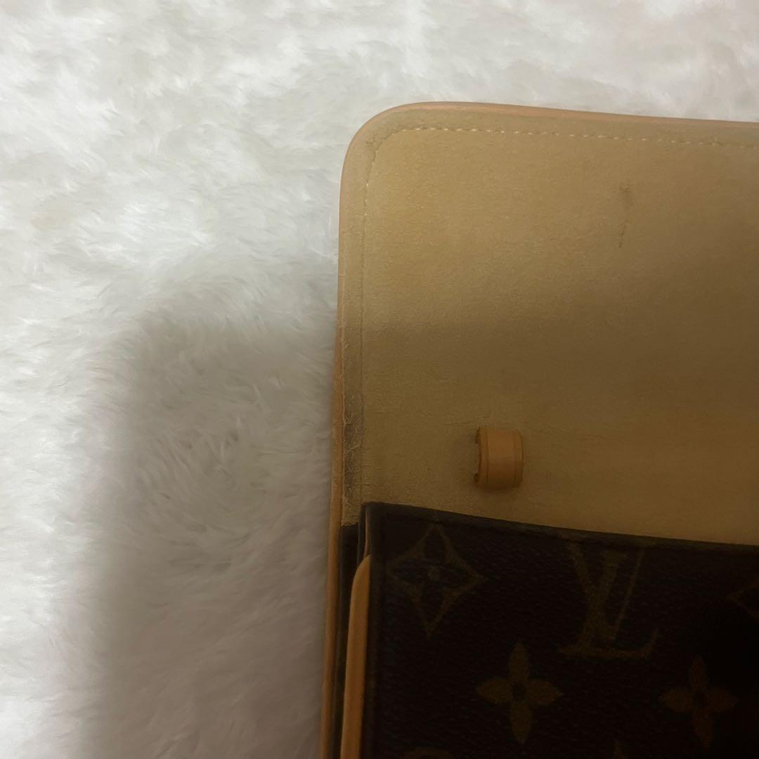 LOUIS VUITTON ルイヴィトン　モノグラム　ショルダー　ポーチ