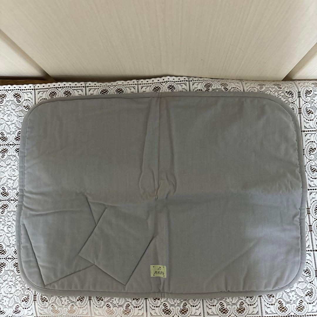 マニー　コラージュエプロン&ランチョンマット＆カトラリーケース