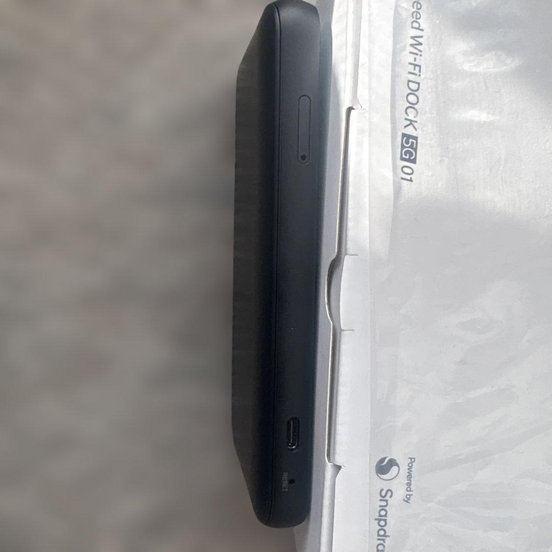 Speed Wi-Fi DOCK 5G SIMフリーモバイルルーター