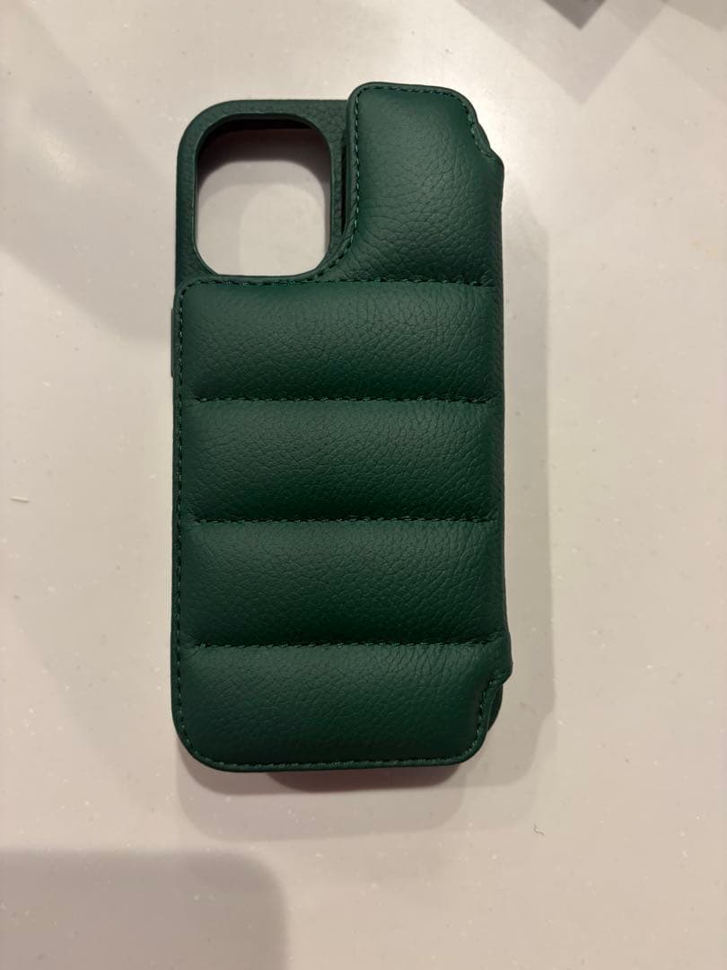 DEMIUiPhone 17 グリーン レザーケース