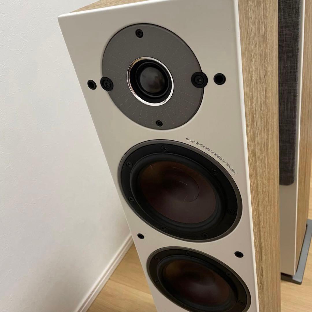 じ*〜様 フロア型スピーカー ホワイト グレー　DALI OBERON5（WH）