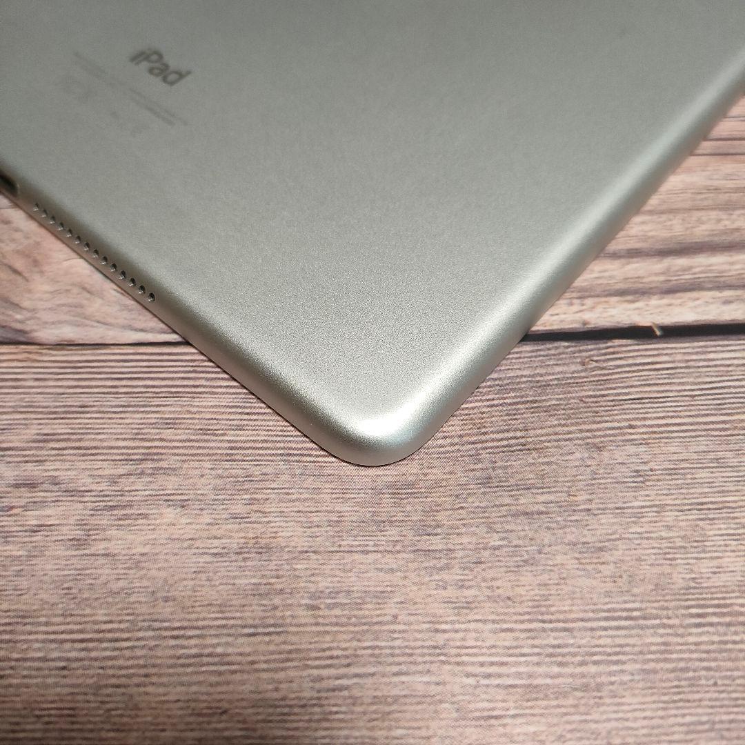 iPad Air2 第2世代 16GB シルバー セルラーモデル 美品