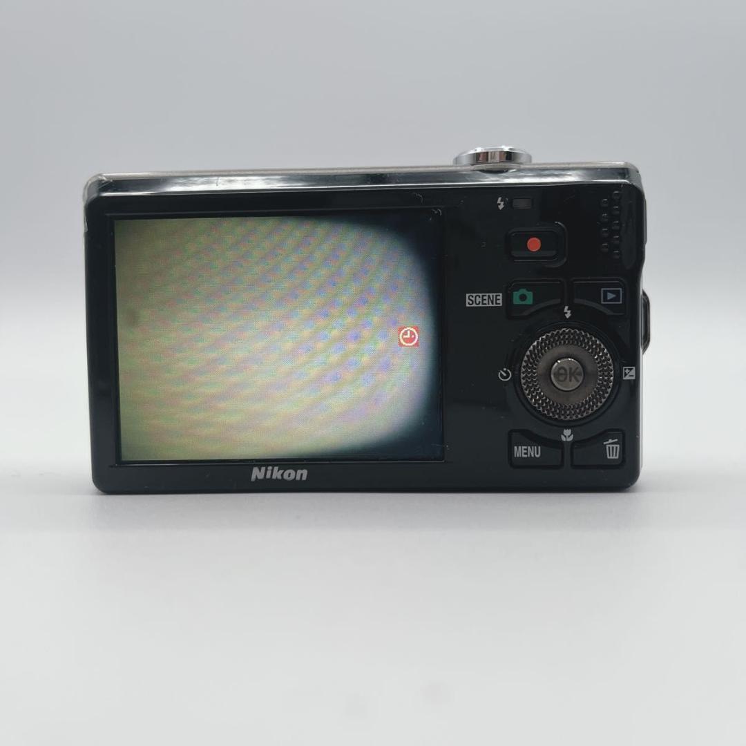 ジャンク　Nikon COOLPIX S6000 シルバー 7倍光学ズーム