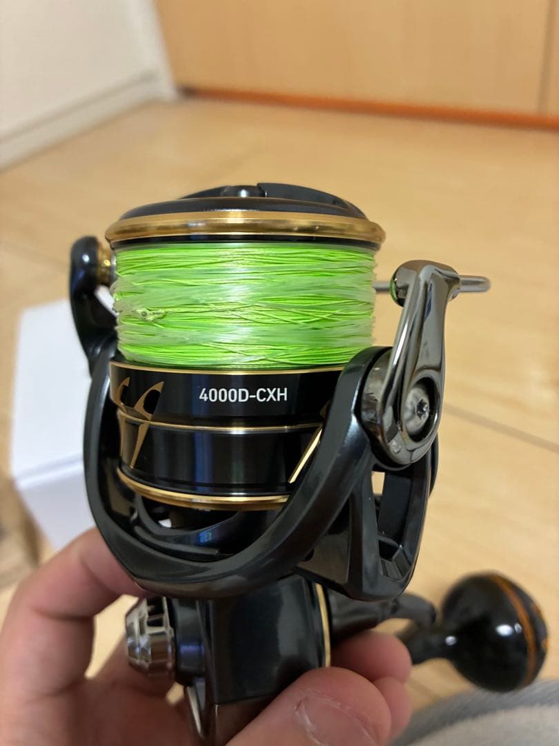 22CALDIA SW 4000D-CXH スピニングリール