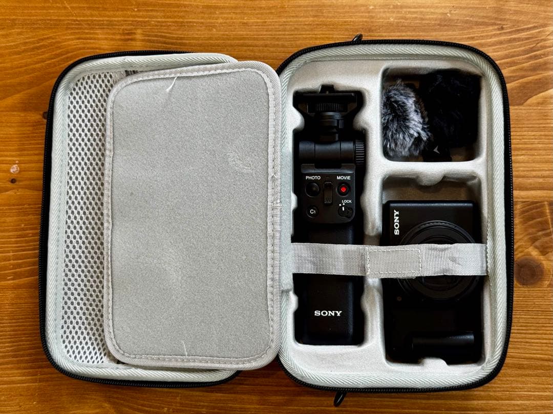 SONY ZV-1F デジタルカメラ（バッテリー３本）