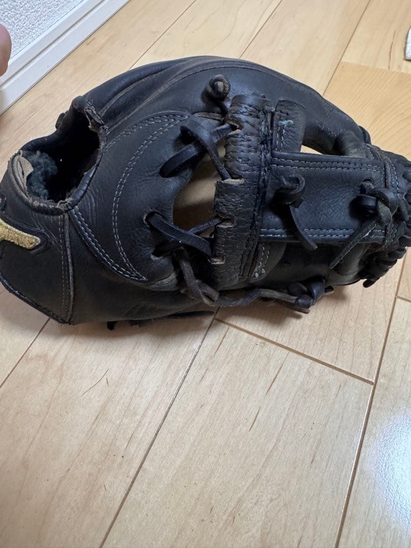 硬式野球グローブ 黒 ミズノプロ