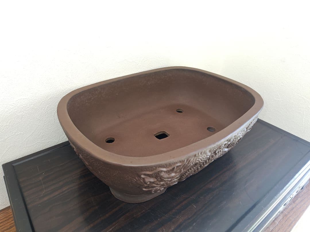 ドラゴン彫刻の陶器の盆栽鉢 約41cm×32cm×13cm　落款あり