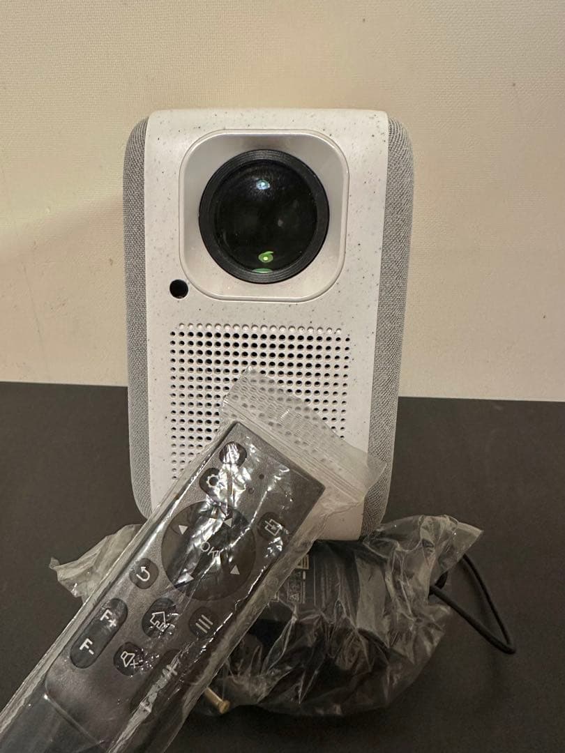 ETOE プロジェクター A1191 ほぼ新品