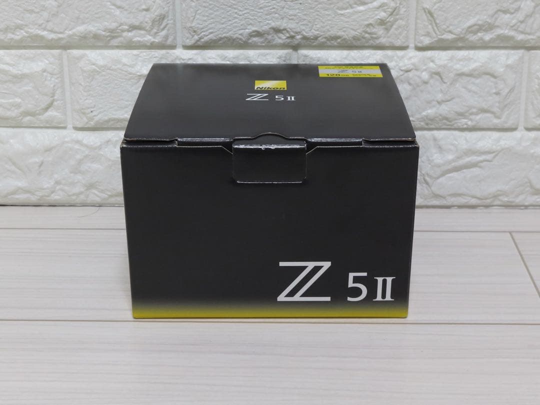 Nikon ニコン　Z5Ⅱ ボディ　548ショット