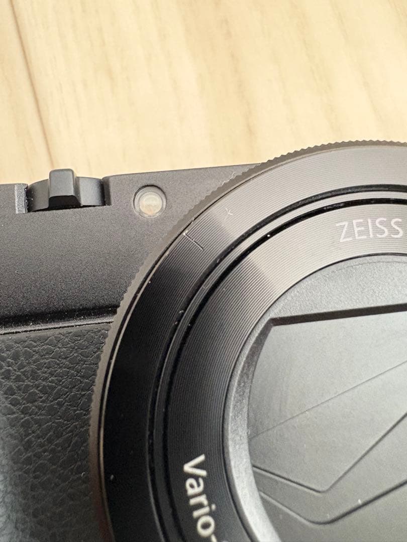 ソニー　SONY Cybershot DSC-RX100M3