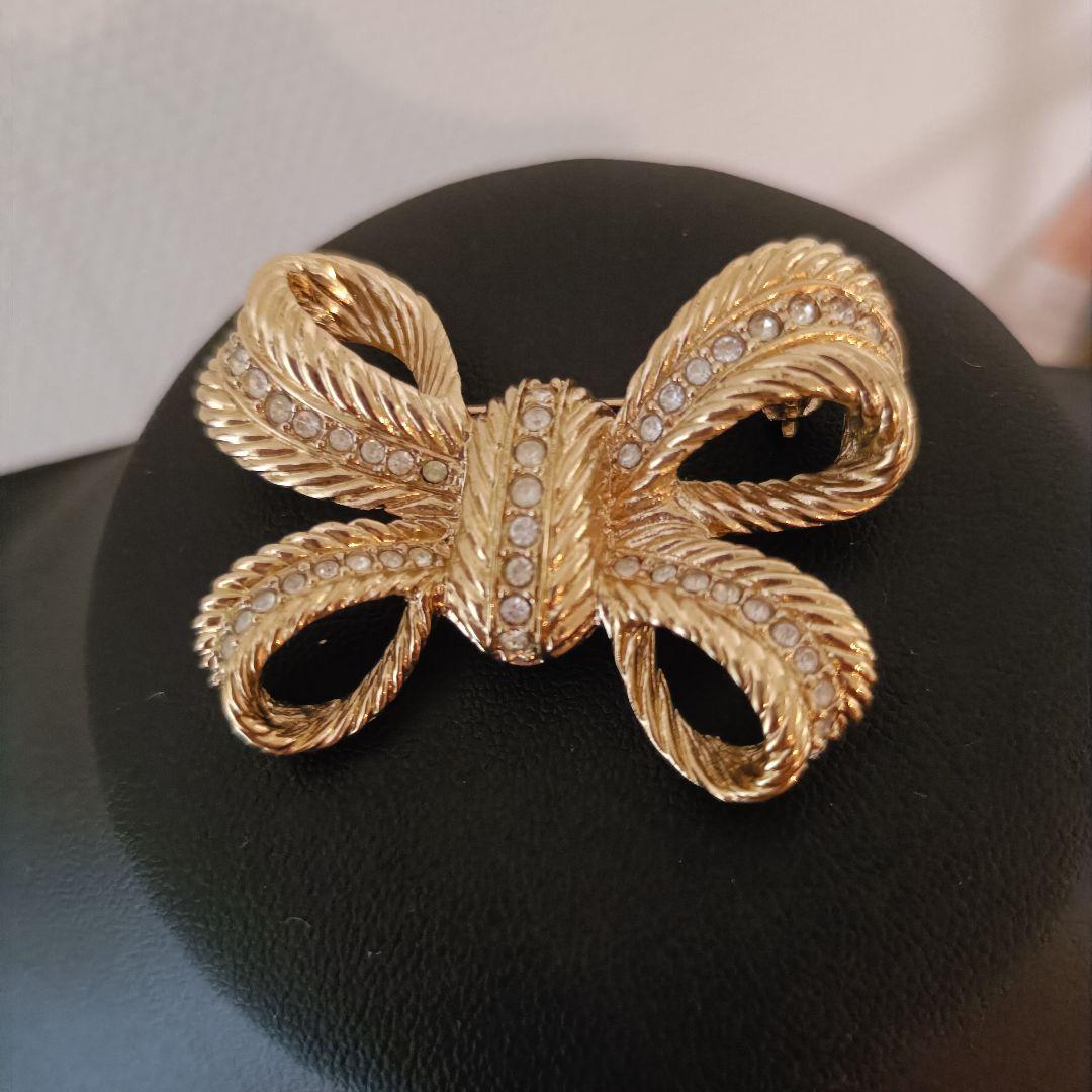 ディオール　リボン　ブローチ　ゴールド