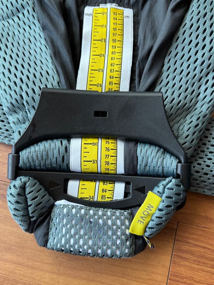 ベビービョルン　MOVE　エアリーメッシュ　セージグリーン　取扱説明書　箱付き