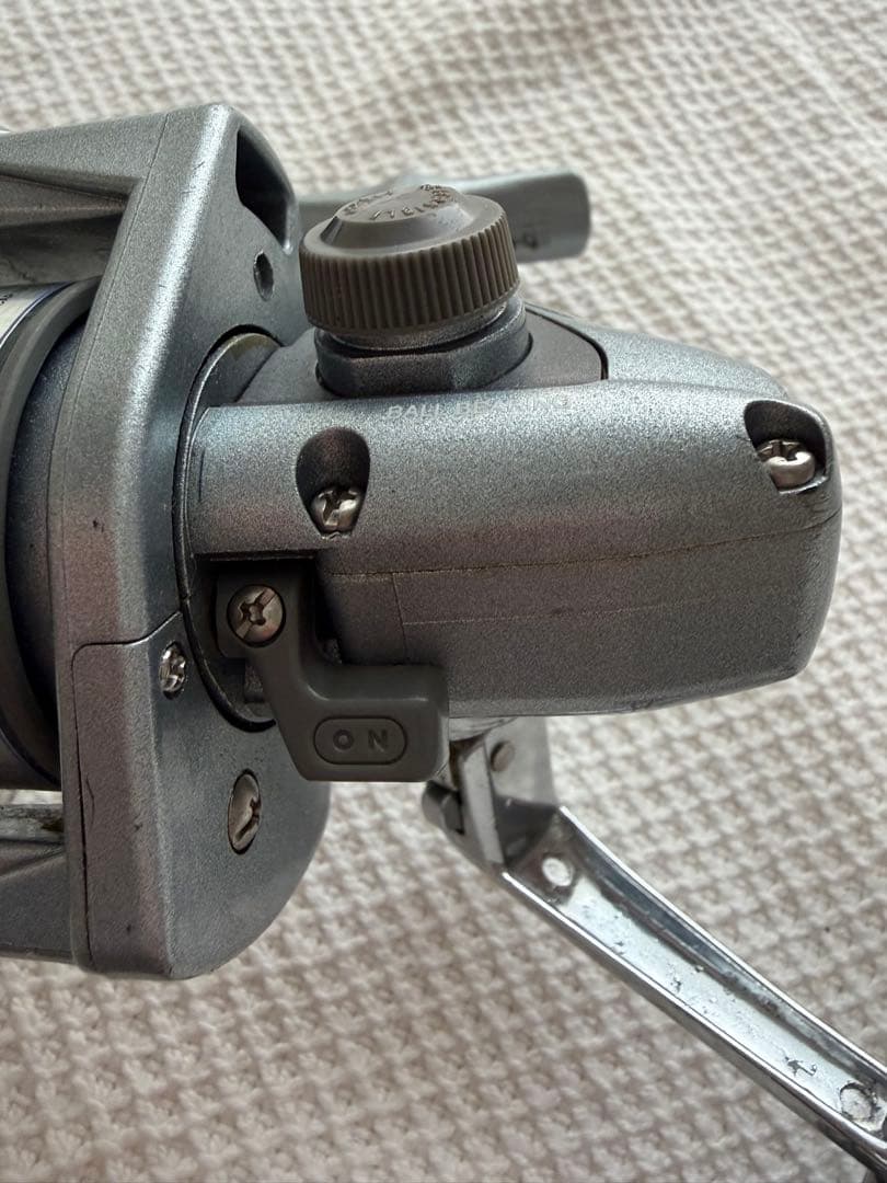 SHIMANO HOLIDAY SPIN 2000 リール