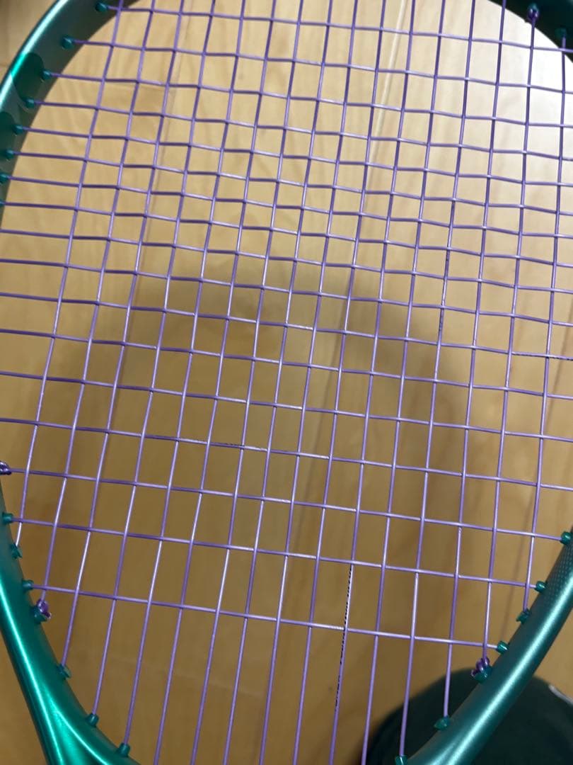 YONEX 新色ボルトレイジ7v前衛用