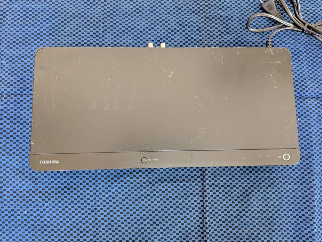【ララ】TOSHIBA REGZAブルーレイプレーヤー リモコン付き