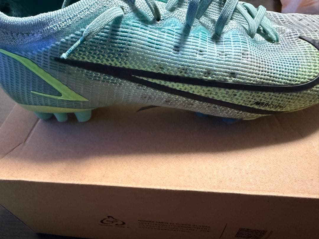 ナイキマーキュリアル ヴェイパー 14 エリート FG