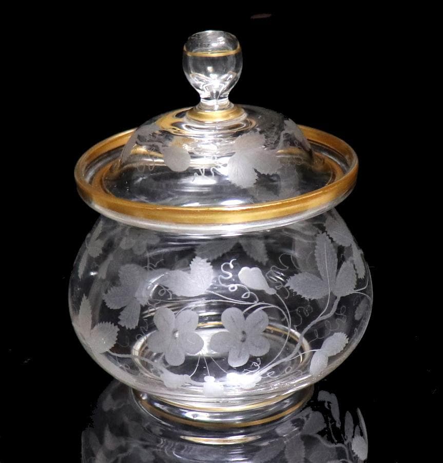 オールド・バカラ 金彩 蓋物 1900年頃 グラヴュール アンティーク 草花文