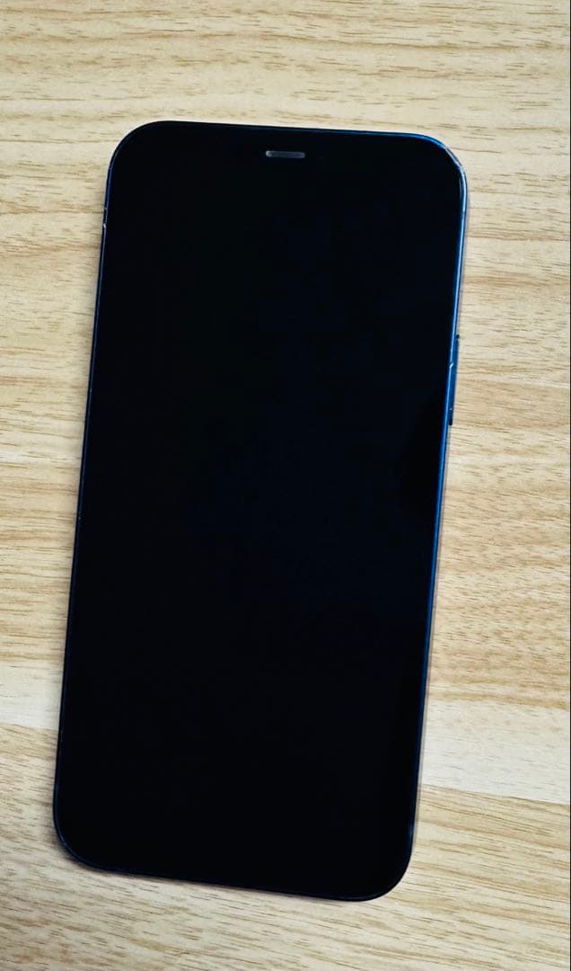 Iphone12 128GB 背面ビビ割れ